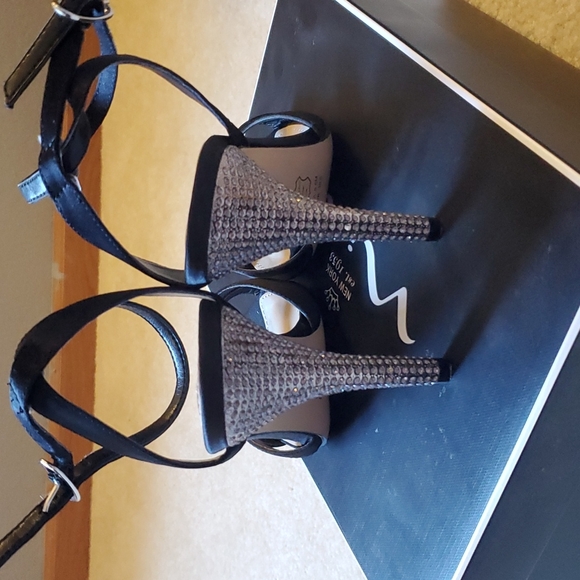 Nina Meryly Black and Silver Rhinestone Heels - Picture 5 of 7